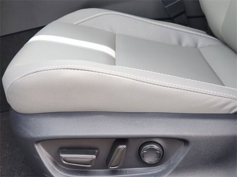 New 2026 Toyota Camry SE image 18