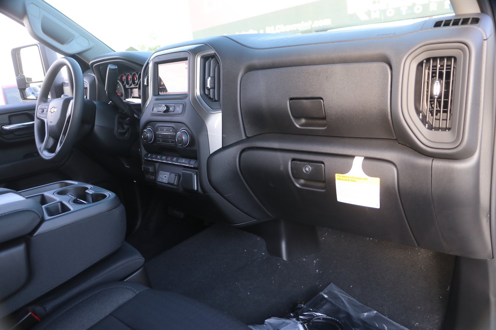 New 2026 Chevrolet Silverado 2500 Custom w/ Custom Value Package AWD/4WD image 32