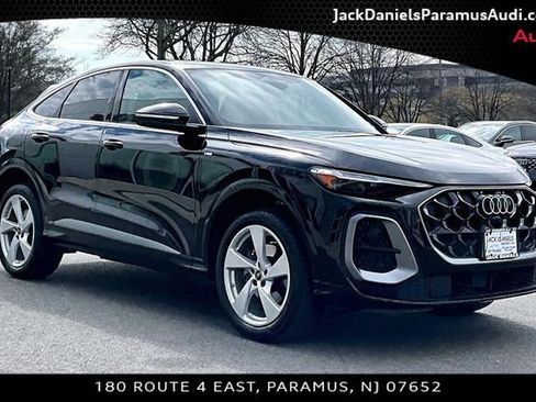 Used 2025 Audi Q5 Premium Plus w/ Premium Plus image 9