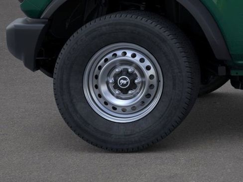 New 2025 Ford Bronco 4-Door AWD/4WD image 22