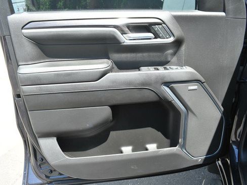 Used 2022 Chevrolet Silverado 1500 LTZ w/ Technology Package AWD/4WD image 13