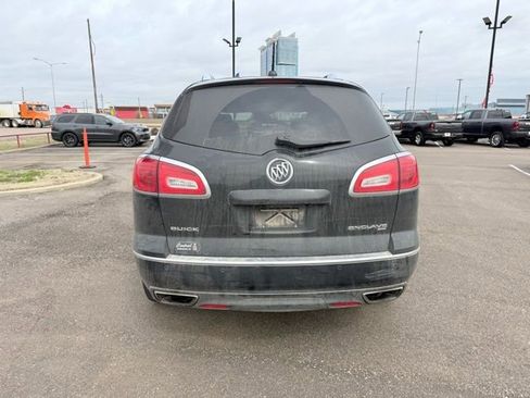 Used 2017 Buick Enclave Leather image 4