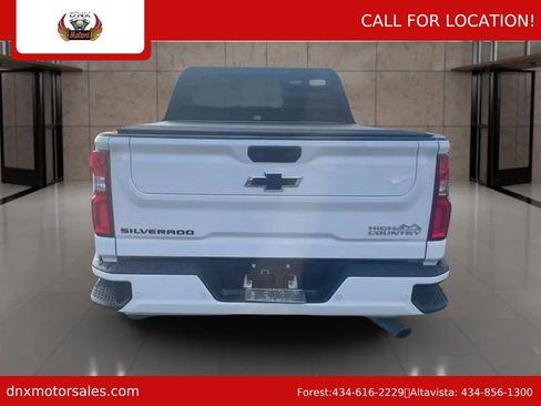 Used 2022 Chevrolet Silverado 2500 High Country w/ LPO, Dark Essentials Package image 3