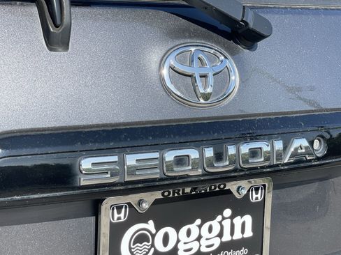 Used 2018 Toyota Sequoia TRD Sport image 22