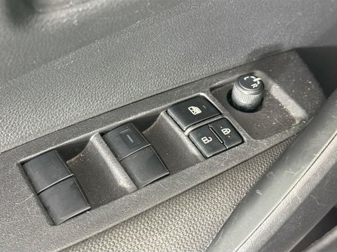 Used 2024 Toyota Corolla LE FWD image 24