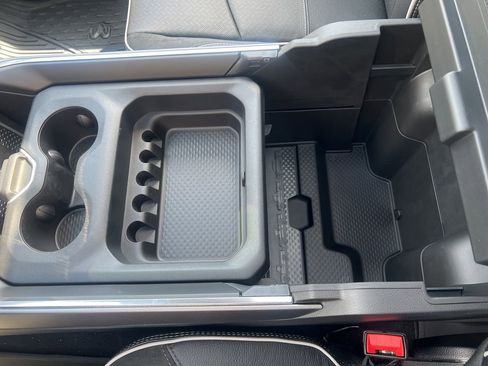 New 2026 RAM 2500 Laramie AWD/4WD image 29