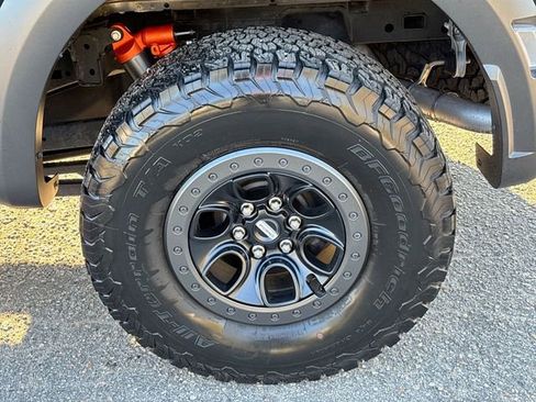 Certified 2022 Ford F150 Raptor w/ Equipment Group 801A High image 14