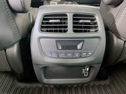 Used 2022 Honda Pilot Special Edition image 24