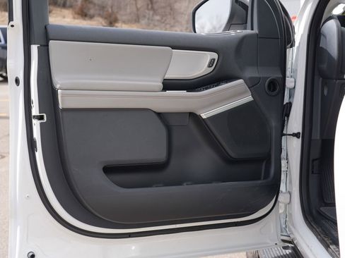 Used 2025 Ford Expedition Max Active image 14