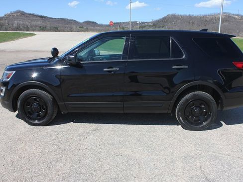 Used 2016 Ford Explorer 4WD Police Interceptor image 8