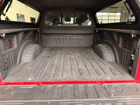 Used 2024 Ford F250 XLT w/ XLT Premium Package AWD/4WD image 8