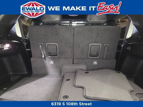 New 2025 Jeep Grand Cherokee L Limited w/ Luxury Tech Group II image 20