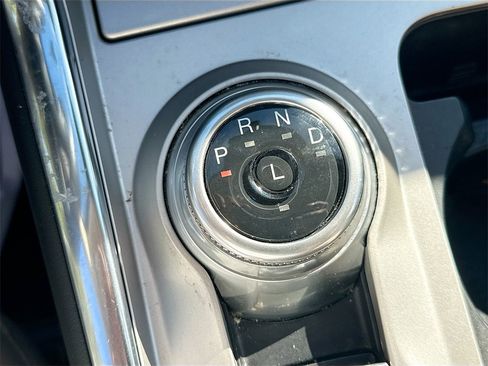 Used 2021 Ford Explorer Limited w/ Equipment Group 301A image 18