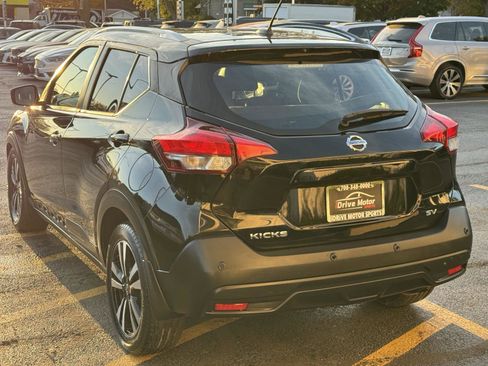 Used 2020 Nissan Kicks SV image 18