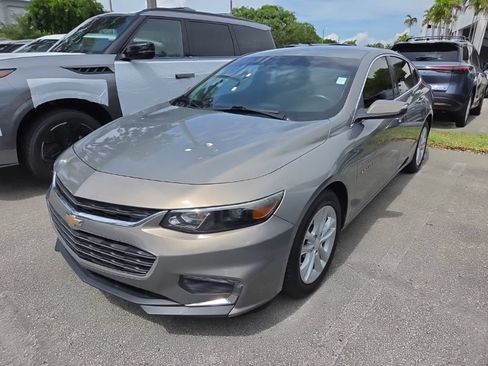 Used 2018 Chevrolet Malibu LT FWD image 10