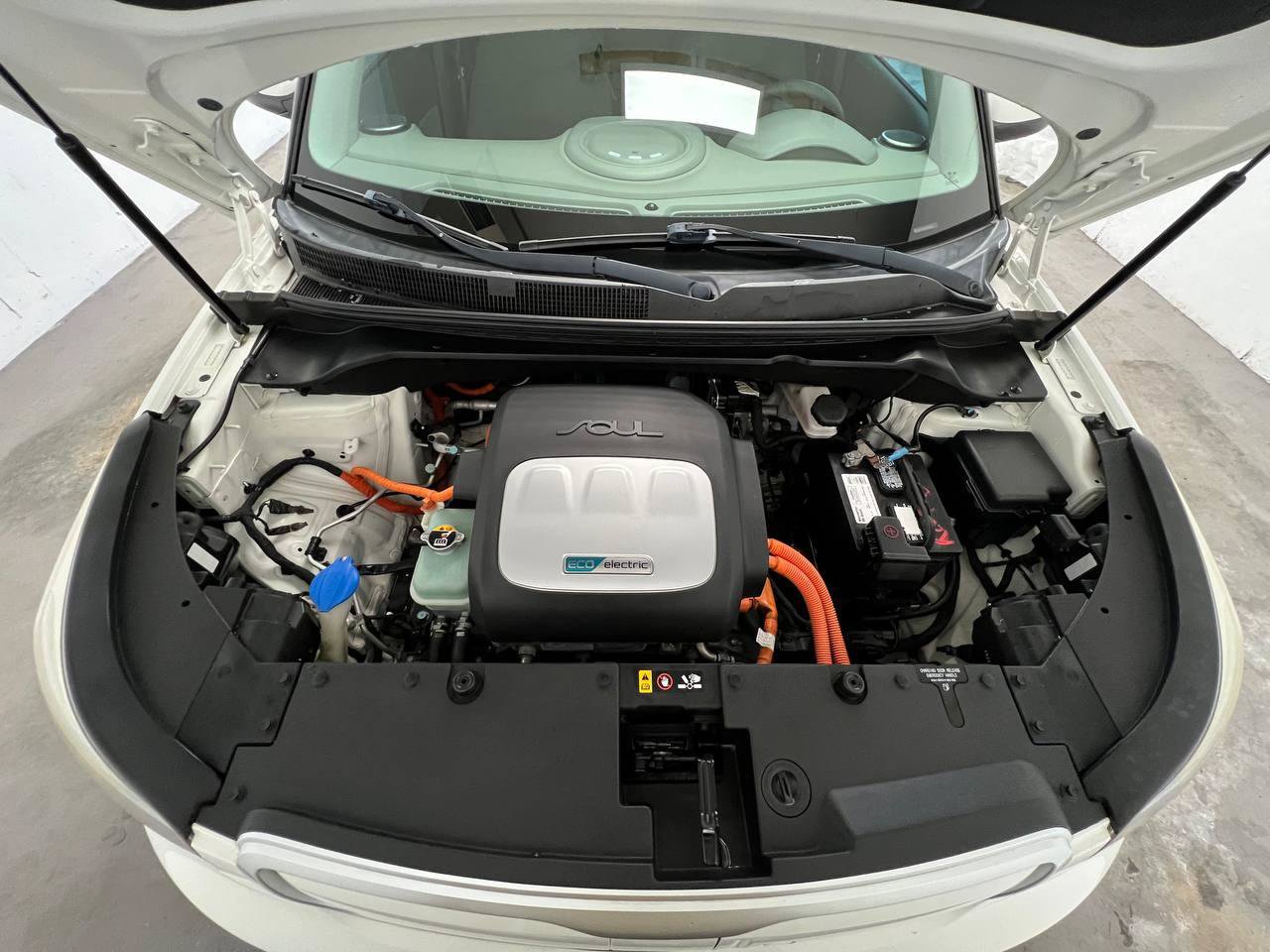 Used 2016 Kia Soul EV FWD image 24