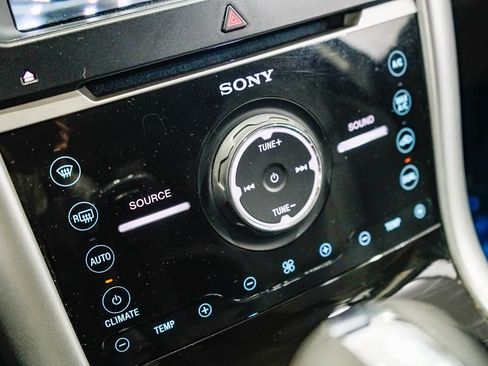 Used 2013 Ford Edge Limited image 22