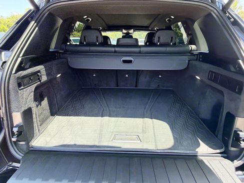 Used 2025 BMW X5 xDrive40i w/ M Sport Package AWD/4WD image 11