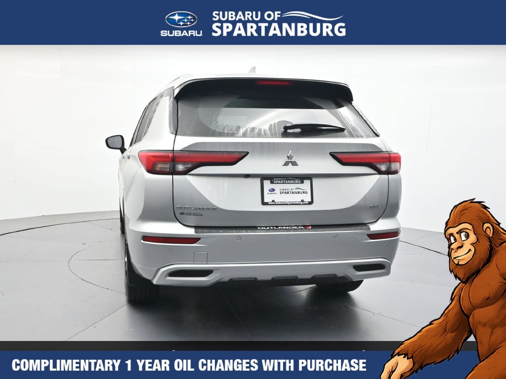 Used 2023 Mitsubishi Outlander SEL AWD/4WD image 7