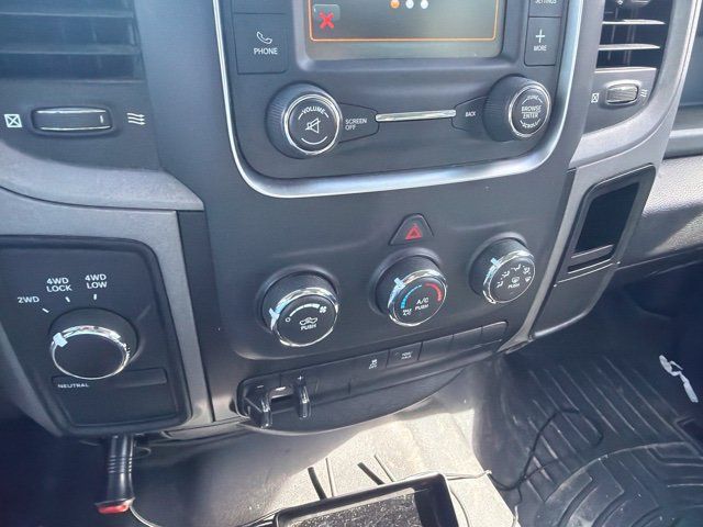 Used 2018 RAM 2500 Tradesman w/ Chrome Appearance Group AWD/4WD image 10