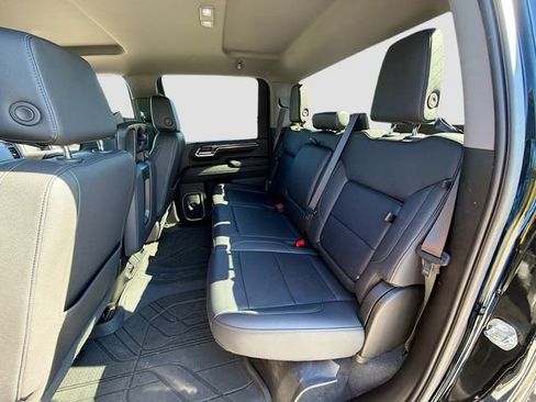 Used 2024 Chevrolet Silverado 2500 LTZ image 19