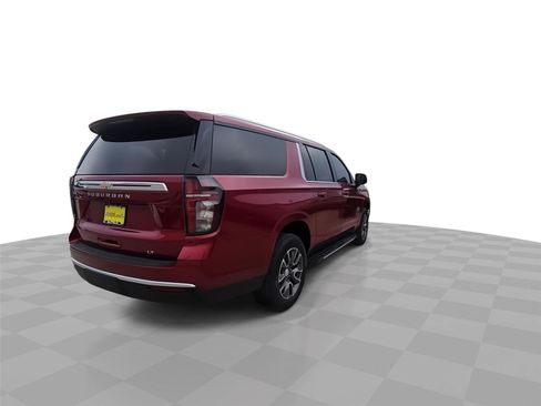 Used 2024 Chevrolet Suburban LT w/ LT Signature Plus Package RWD image 8