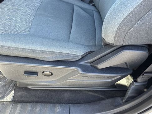 Used 2023 Ford F150 XLT image 28