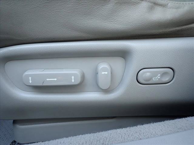 Used 2005 Acura RL AWD/4WD image 8