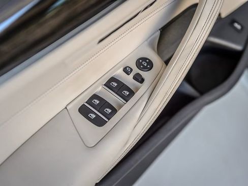Used 2017 BMW 540i xDrive AWD/4WD image 50