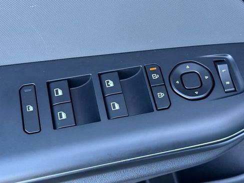 New 2026 Kia K4 FWD image 13