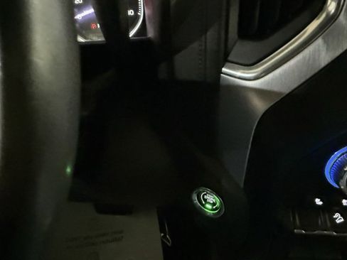 Used 2020 GMC Sierra 1500 SLT w/ SLT Premium Package image 18