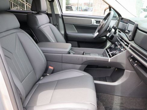 New 2025 Hyundai Santa Fe SEL image 10