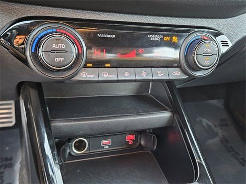 Used 2023 Kia Forte GT-Line image 23