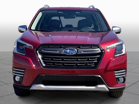 Used 2022 Subaru Forester Touring image 4