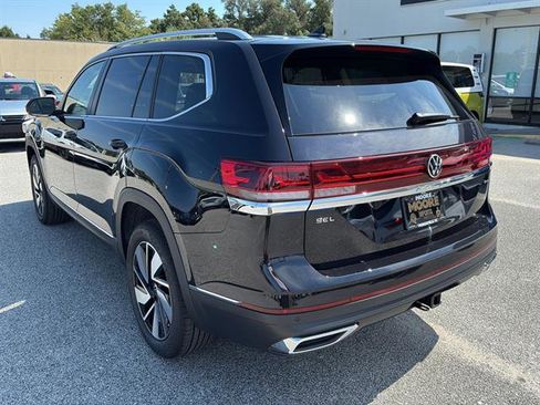 New 2026 Volkswagen Atlas SEL image 3