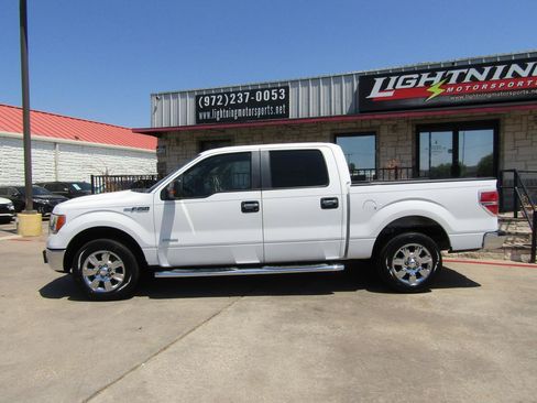 Used 2011 Ford F150 XLT w/ XLT Chrome Pkg RWD image 2