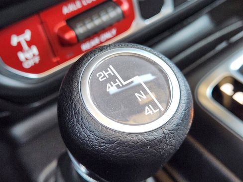 New 2024 Jeep Wrangler Willys image 16