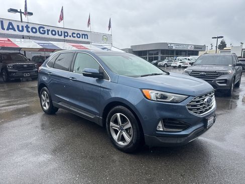 Used 2019 Ford Edge SEL w/ Equipment Group 201A image 3