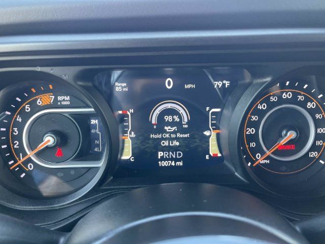 Certified 2026 Jeep Wrangler Unlimited Sahara AWD/4WD image 35