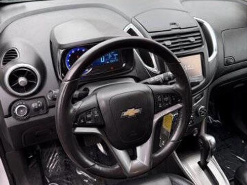 Used 2016 Chevrolet Trax LTZ image 12
