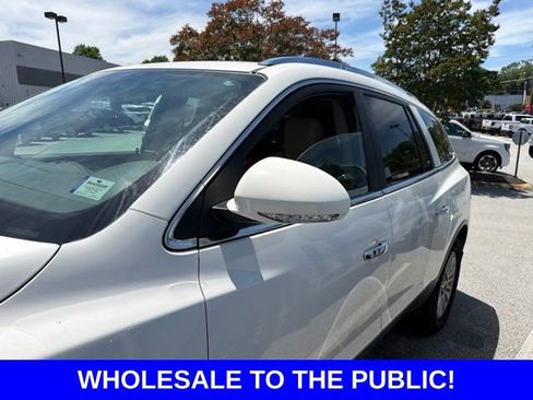 Used 2012 Buick Enclave Leather FWD image 4