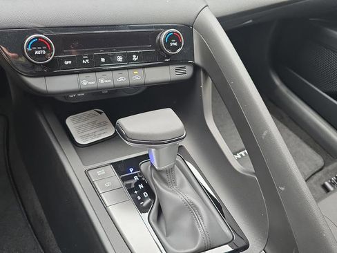 New 2026 Hyundai Elantra Sport FWD image 14
