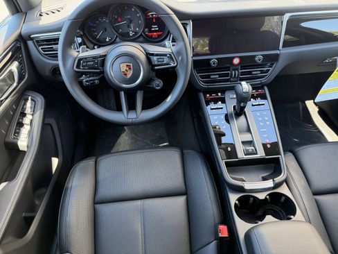 New 2026 Porsche Macan image 15