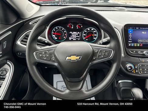 Used 2025 Chevrolet Malibu LT image 16