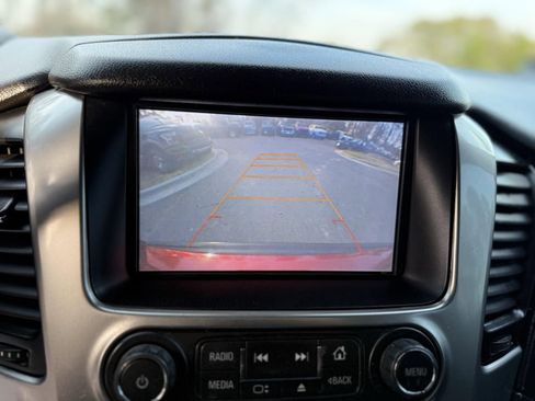 Used 2015 Chevrolet Tahoe LT image 40