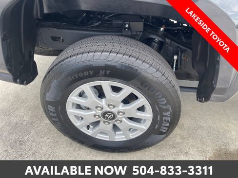 Certified 2026 Toyota Tacoma SR5 AWD/4WD image 13