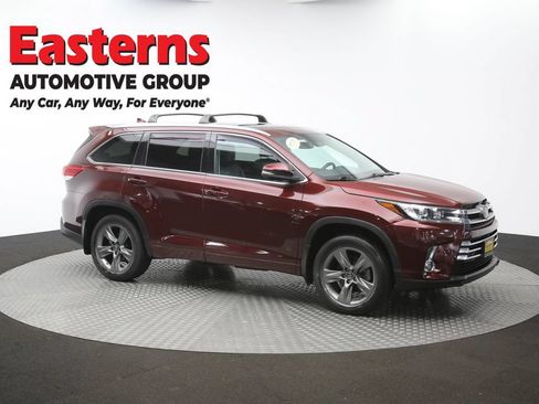 Used 2019 Toyota Highlander Limited Platinum AWD/4WD image 53