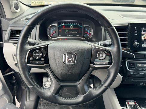 Used 2021 Honda Pilot Touring image 23