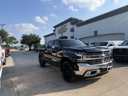 Used 2021 Chevrolet Silverado 1500 LTZ w/ LPO, Dark Essentials Package AWD/4WD image 2