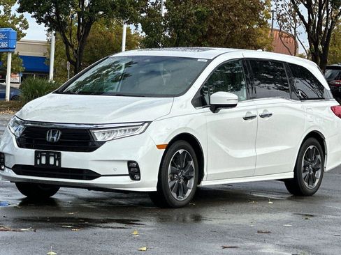 Used 2022 Honda Odyssey Elite image 8